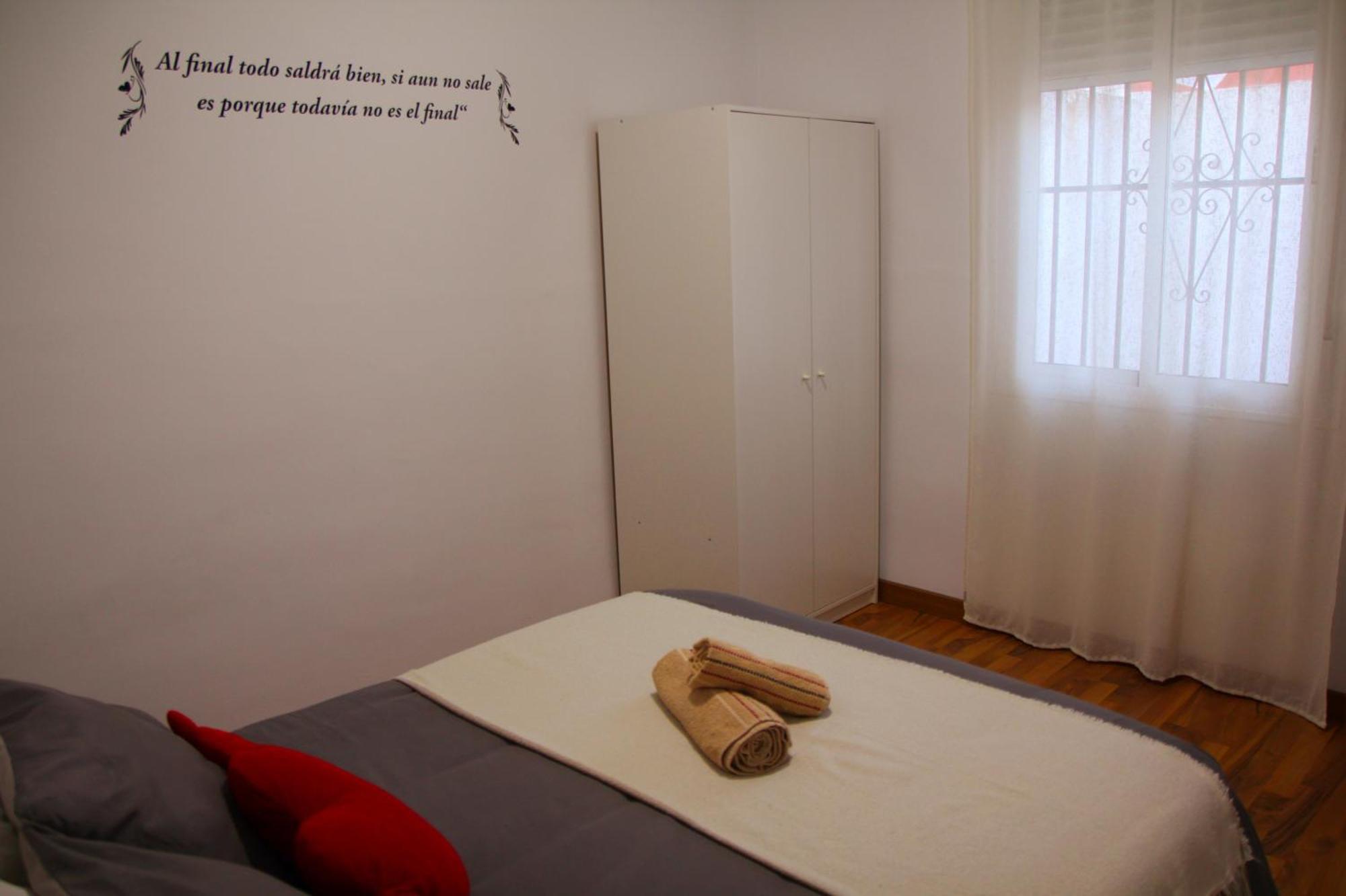 Ahumor Entero 20 M Sevilla -6pax * Dos Hermanas