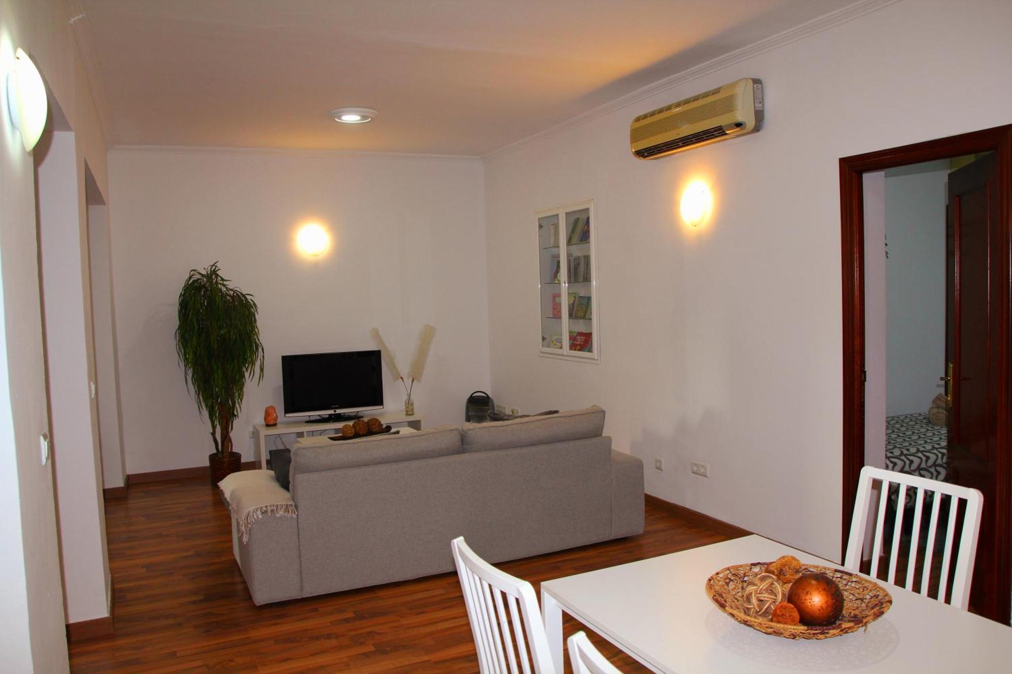 Apartment Ahumor Entero 20 M Sevilla -6pax Dos Hermanas